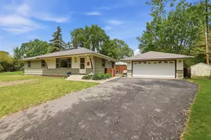 3110 W 82nd St, Bloomington, MN 55431 - Photo 28