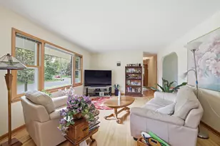 3110 W 82nd St, Bloomington, MN 55431 - Photo 6