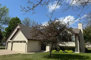 209 4th Ave SW, Medford, MN 55049 - Photo 4