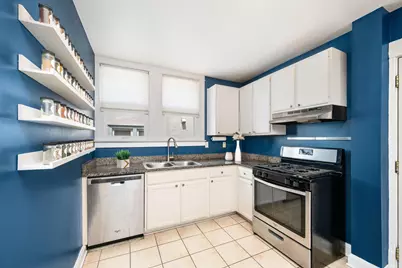 914 Queen Avenue N, Minneapolis, MN 55411 - Photo 8