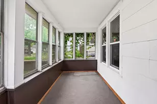 1095 Sims Ave, Saint Paul, MN 55106 - Photo 2