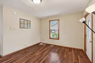 1095 Sims Ave, Saint Paul, MN 55106 - Photo 4