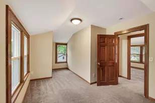 1095 Sims Ave, Saint Paul, MN 55106 - Photo 20