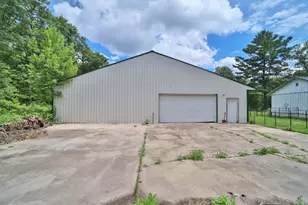 49383 Lake Ave, McGregor, MN 55760 - Photo 2