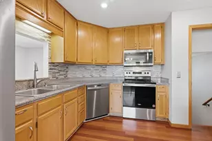 14289 Estates Ave, Apple Valley, MN 55124 - Photo 12