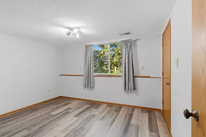 14289 Estates Avenue, Apple Valley, MN 55124 - Photo 24