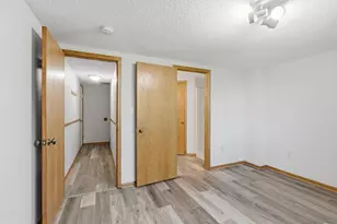 14289 Estates Ave, Apple Valley, MN 55124 - Photo 28