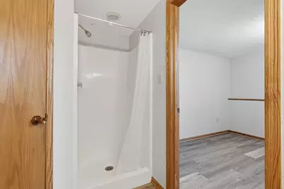 14289 Estates Avenue, Apple Valley, MN 55124 - Photo 30