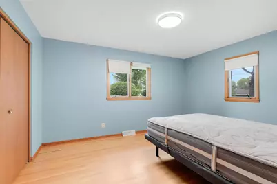 1044 Scott Street S, Shakopee, MN 55379 - Photo 22