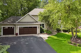 875 Fernbrook Ln N, Plymouth, MN 55447 - Photo 54