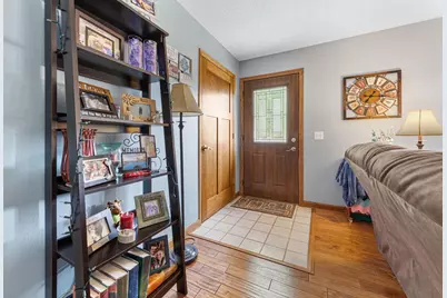 1724 Prairie Avenue SW, Faribault, MN 55021 - Photo 6
