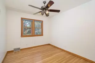 607 Swan St, Le Sueur, MN 56058 - Photo 12