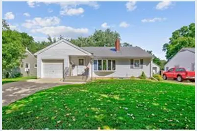 607 Swan Street, Le Sueur, MN 56058 - Photo 1