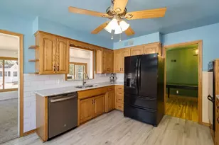 607 Swan St, Le Sueur, MN 56058 - Photo 8