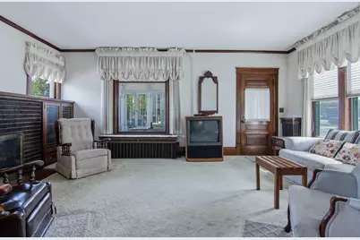 712 N Bridge Street, Chippewa Falls, WI 54729 - Photo 2