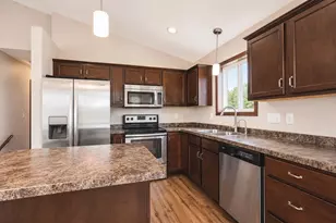 280 Highlands Ave, Zumbrota, MN 55992 - Photo 8