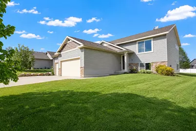 280 Highlands Avenue, Zumbrota, MN 55992 - Photo 2