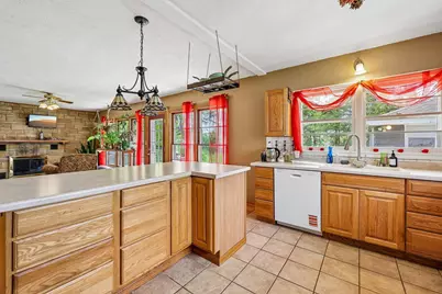 113 Central Street, Le Sueur, MN 56058 - Photo 16
