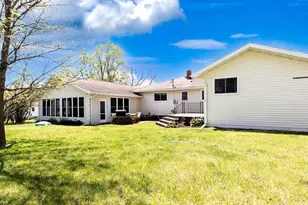 403 Richwood Rd, Detroit Lakes, MN 56501 - Photo 2