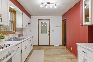4781 Cedar Island Dr, Eveleth, MN 55734 - Photo 4