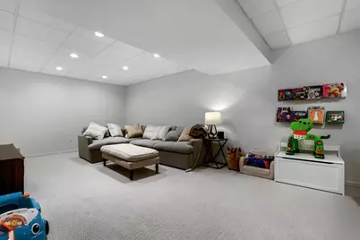 2333 Stone Creek Lane W, Chanhassen, MN 55317 - Photo 8