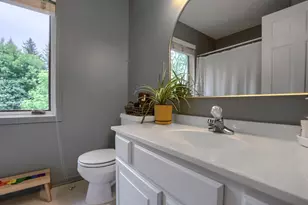 2333 Stone Creek Ln W, Chanhassen, MN 55317 - Photo 14
