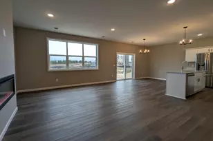 2719 Ivan Ave NE, Saint Michael, MN 55376 - Photo 4