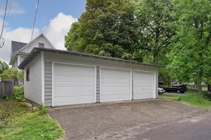 1854 Laurel Ave, Saint Paul, MN 55104 - Photo 10