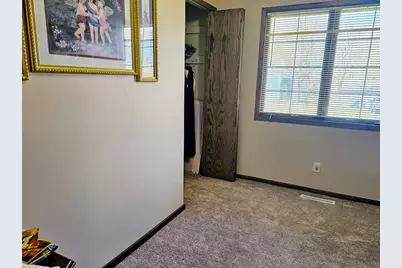 404 Stanley Street, West Saint Paul, MN 55118 - Photo 10