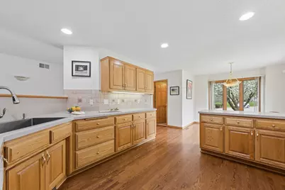 12980 39th Avenue N, Plymouth, MN 55441 - Photo 6