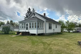17 Balsam Ave NW, Menahga, MN 56464 - Photo 2