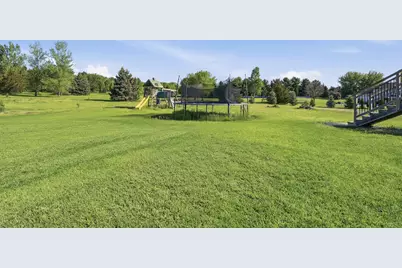 672 Laurie Lane, Hudson, WI 54016 - Photo 4