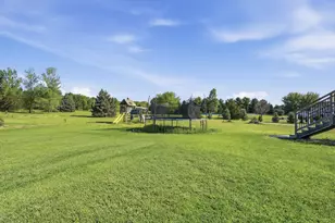 672 Laurie Ln, Hudson, WI 54016 - Photo 4