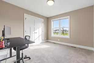 603 Grouse Way, New Richmond, WI 54017 - Photo 16