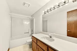 1814 Northern Heights Ln NE, Rochester, MN 55906 - Photo 22