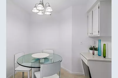 1201 Yale Place #809, Minneapolis, MN 55403 - Photo 10