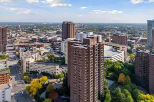 1201 Yale Pl, Minneapolis, MN 55403 - Photo 100