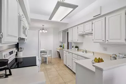 1201 Yale Place #809, Minneapolis, MN 55403 - Photo 10