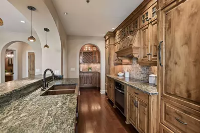 1201 Yale Place #2303, Minneapolis, MN 55403 - Photo 14