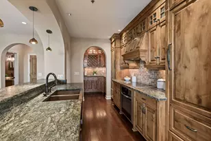 1201 Yale Pl, Minneapolis, MN 55403 - Photo 14