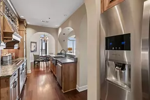 1201 Yale Pl, Minneapolis, MN 55403 - Photo 20