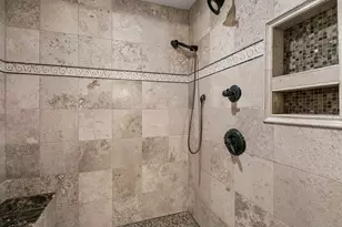 1201 Yale Pl, Minneapolis, MN 55403 - Photo 32