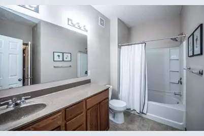 9621 Scott Lane N, Brooklyn Park, MN 55443 - Photo 14