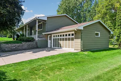9400 Toledo Avenue S, Bloomington, MN 55437 - Photo 6