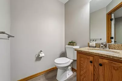 2744 Wagon Wheel Trail, Chaska, MN 55318 - Photo 16