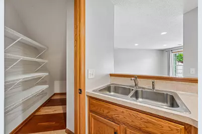 2744 Wagon Wheel Trail, Chaska, MN 55318 - Photo 10