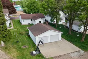 722 Adams Ave, Westbrook, MN 56183 - Photo 6