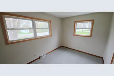 610 8th Avenue SW, Little Falls, MN 56345 - Photo 12