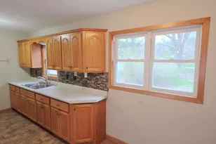 610 8th Ave SW, Little Falls, MN 56345 - Photo 6