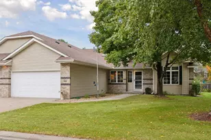 10025 Northwood Ln N, Brooklyn Park, MN 55443 - Photo 2